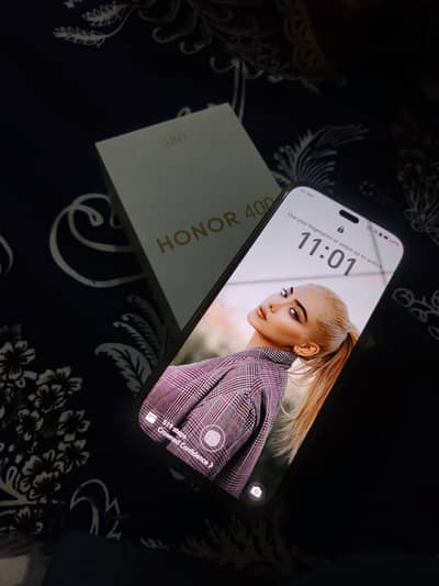 honor 400 lite 8/256 ma ha  non pta ha Dubai ka model ha