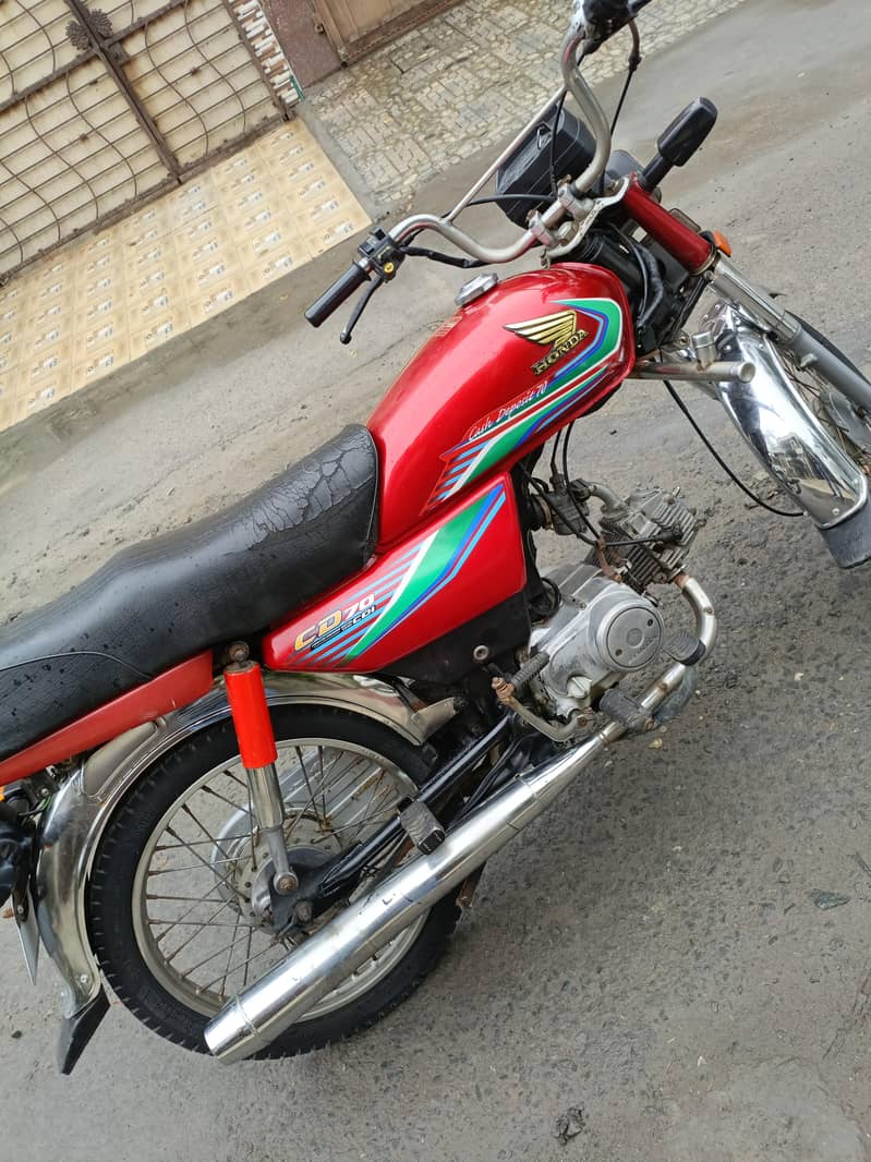 Honda CD 70 Model 2016 7