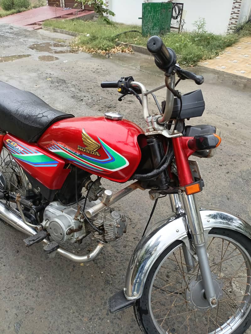 Honda CD 70 Model 2016 8