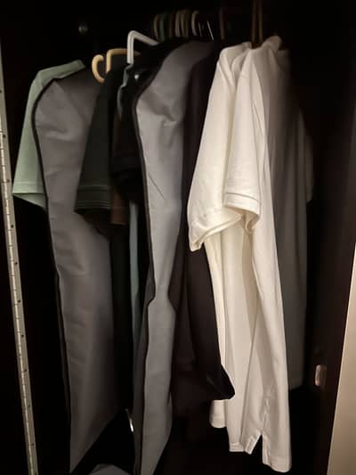 Single door wardrobe