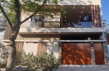 IDEAL LOCATION BRAND NEW 240 SQUARE YARDS 50 WIDE ROAD HOUSE FOR SALE IN SECTOR T GULSHAN E MAYMAR KARACHI