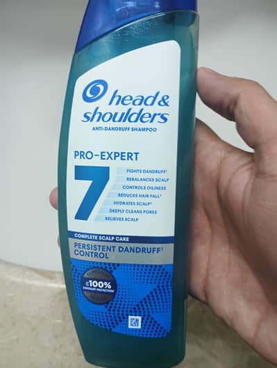Head & Shoulders Pro-Expert 7 Anti-Dandruff Shampoo