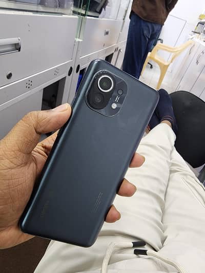 xiaomi MI 11 256GB dual physical single sim approved call me more de