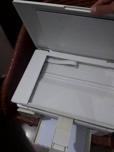 HP laserJet Pro printer with Wifi, Scanner + Cables + Brilliant Pages