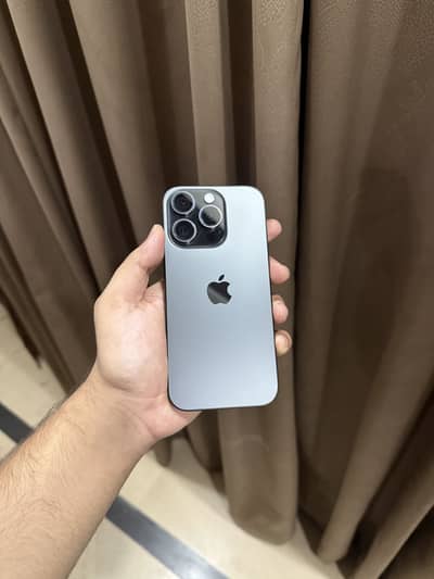 Iphone 16 pro 128gb 100 health