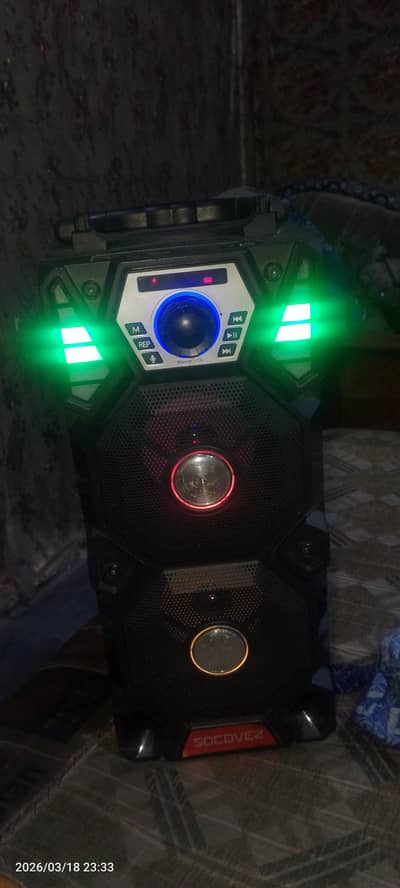 socovez speaker Bluetooth+ memory +card+ mic + USB port charging port