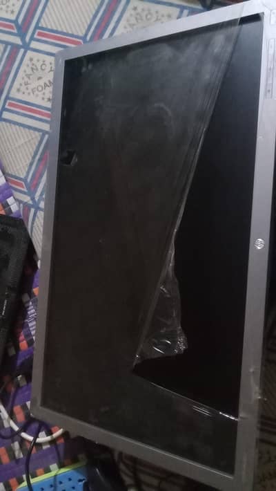 HP elitedisplay LCD full HD display results  27 inches screen