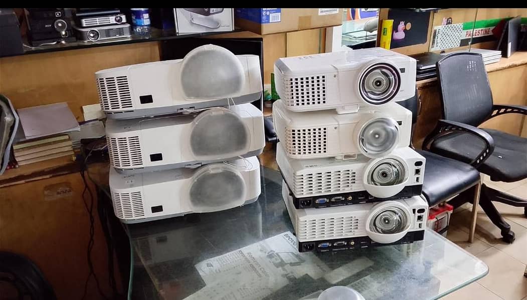 پہلے وزٹ کریں پھر فیصلہ کریں Interactive touch smart board 4