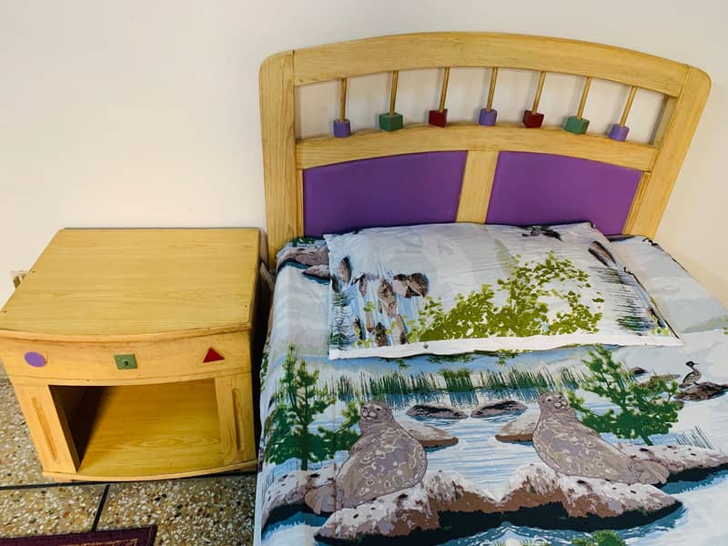 Single Bed, Side Table & Study Table with Chair 3