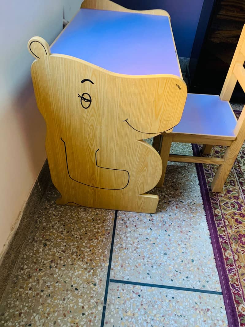 Single Bed, Side Table & Study Table with Chair 5