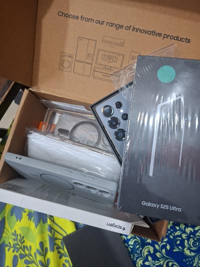 Samsung S25 Ultra 512Gb Officially PTA brand New Full Box.
