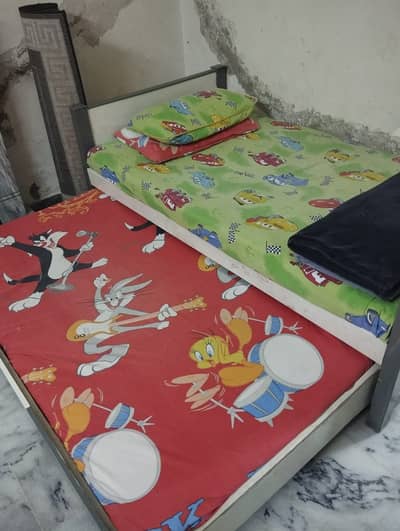 Kids bed for 4
