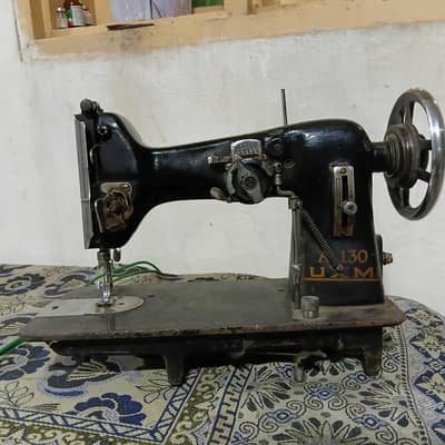 luxmi sewing matchine