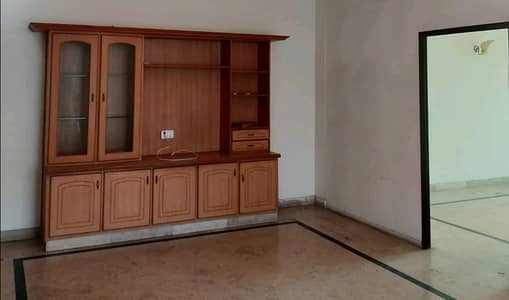 Ready To Buy A House 10 Marla In Allama Iqbal Town