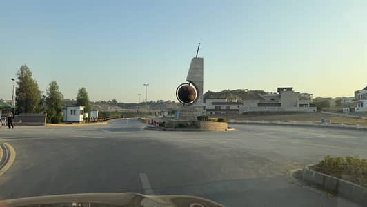 Sector K 5th Avenue front open kanal plot For Sale