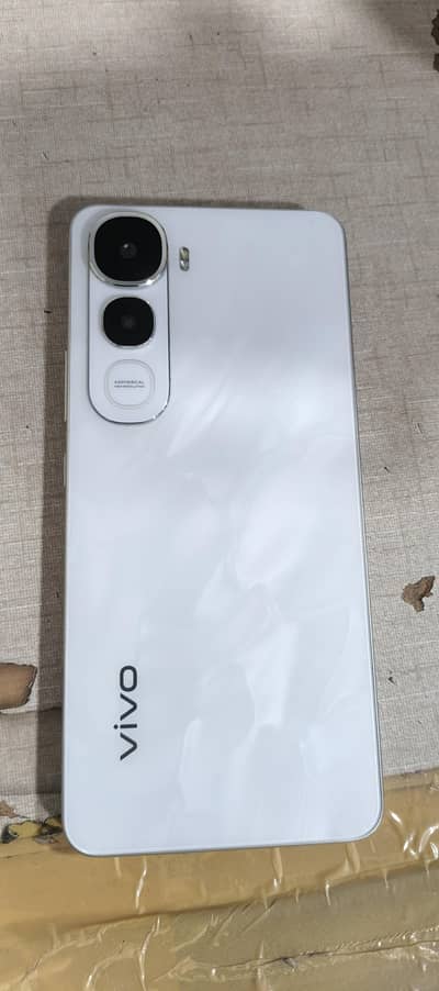 vivo y400