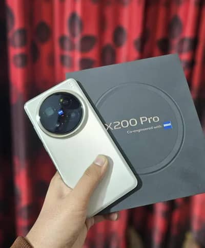 Vivo X200 Pro Titanium Grey Official PTA Approved
