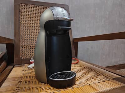 Coffee Machine. Nescafe Dolce Gusto