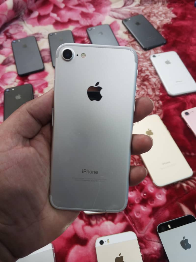 Iphone 7 10/10 water pack 16