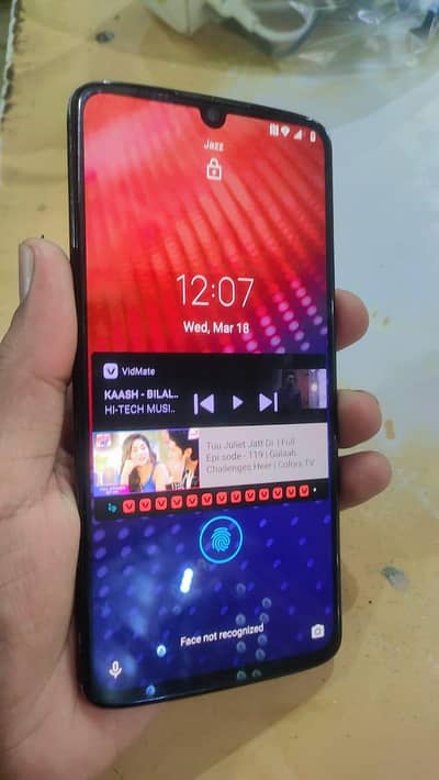 Motorola display finger official