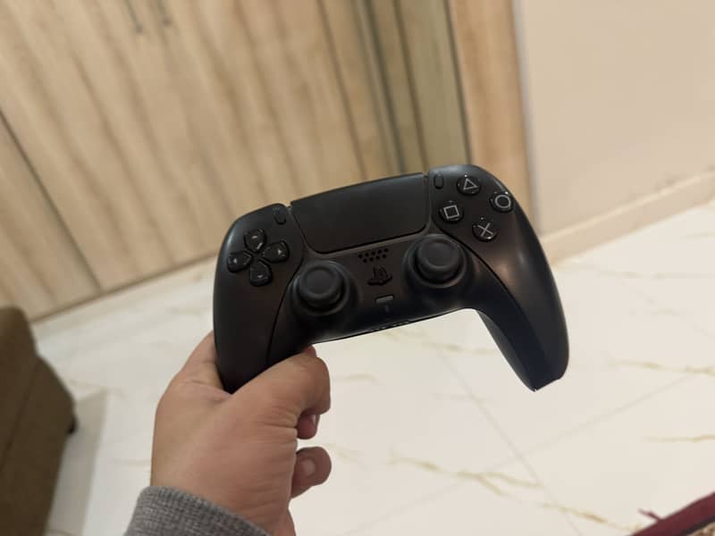 PS5 original controller 1