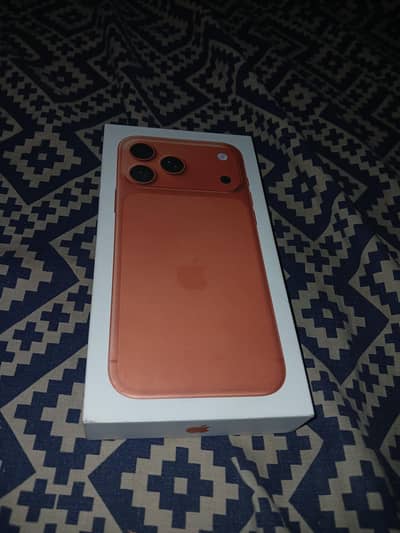 iPhone 17 Pro Max 256 US Edition PIN packed 4 months sim time