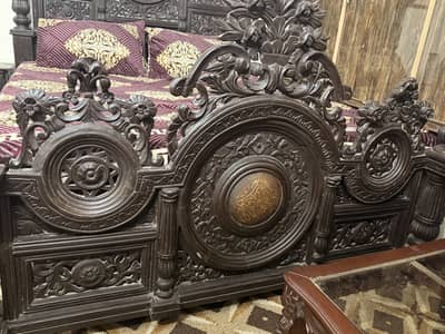 Chinioti King Size Bed Set for Sale – Excellent Condition