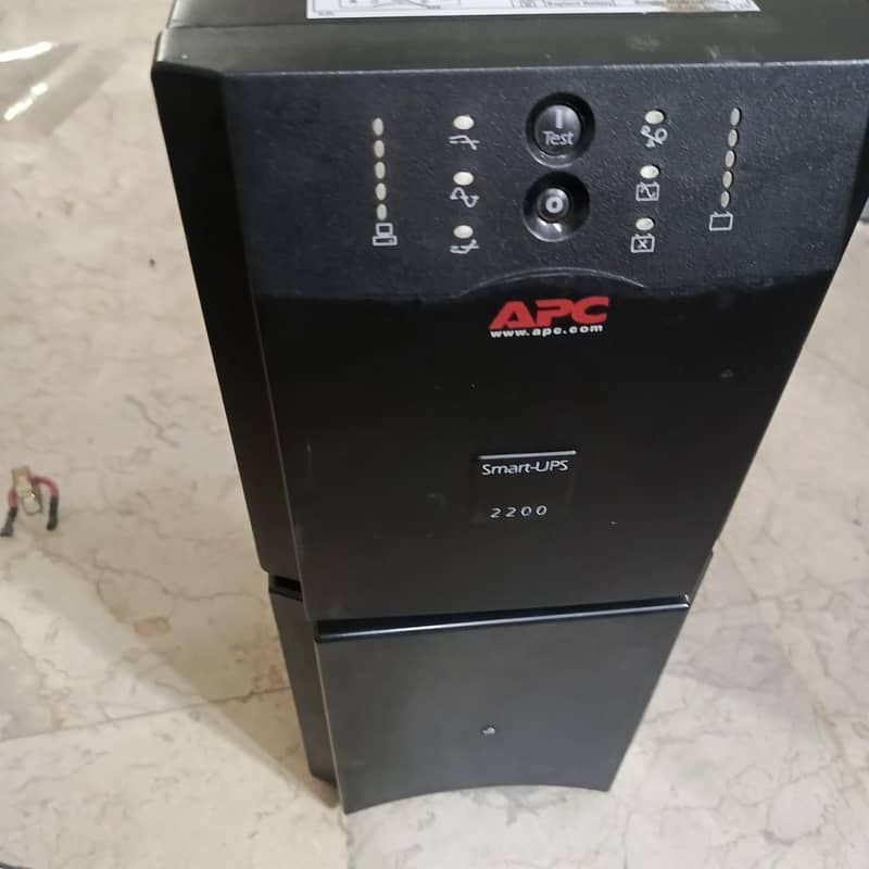 APC UPS 5