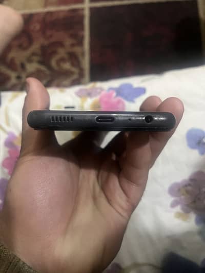 Samsung a13 4gb 128 gb with box and charger
