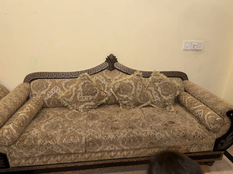 Used he aik seat damage he thori si 0