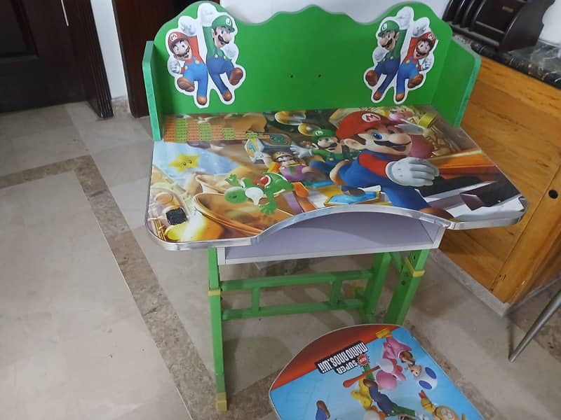 study table for kids 0