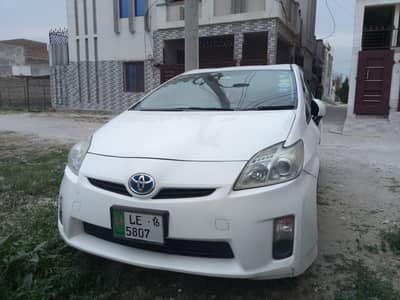 Toyota Prius 2011/2016 Excellent Condition