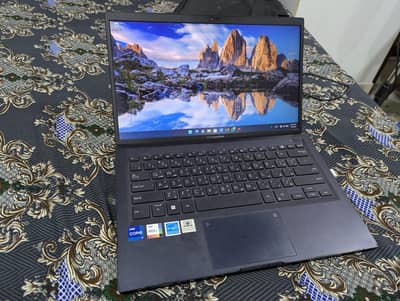Asus Expertbook Intel I7 11thgen 16GB DDR5 RAM 512 Gb SSD