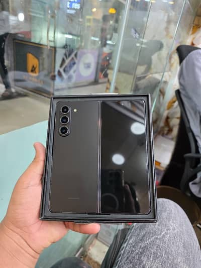 Samsung z Fold 5 12/512GB official PTA