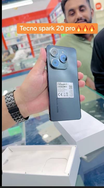 Tecno spark 20 pro 256 8+8