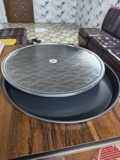 pizza pan 18" with steel lid