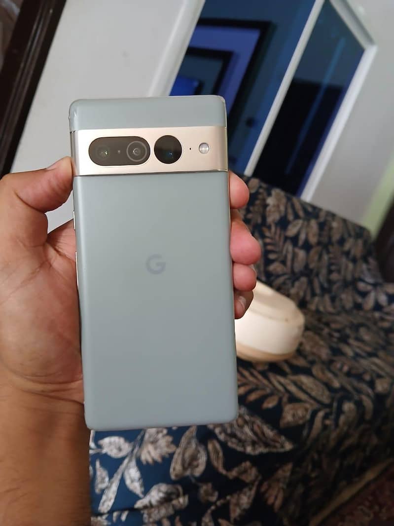 Google Pixel 7 pro 0