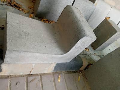 U-Shaped Concrete Road Curb Blocks – 150mm x300mmx 300mm |