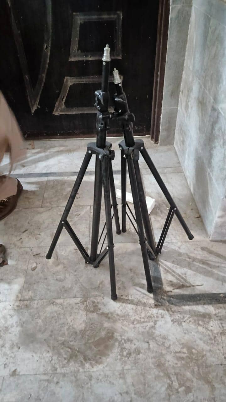 Camera Stand's 1