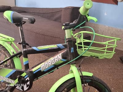 Morgan Bi cycle age 5 to 12 year condition 10/10