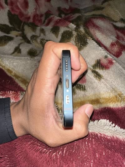 I Phon 14 jv (128 GB)