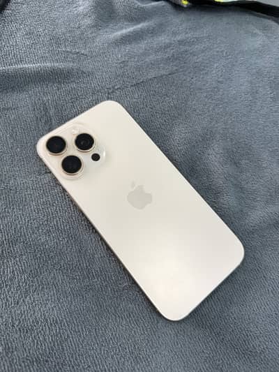 Apple iPhone 16 Pro Max