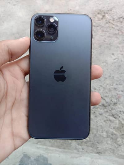 I phone 11 pro 256 non pta 10/10 totally original serious buyer
