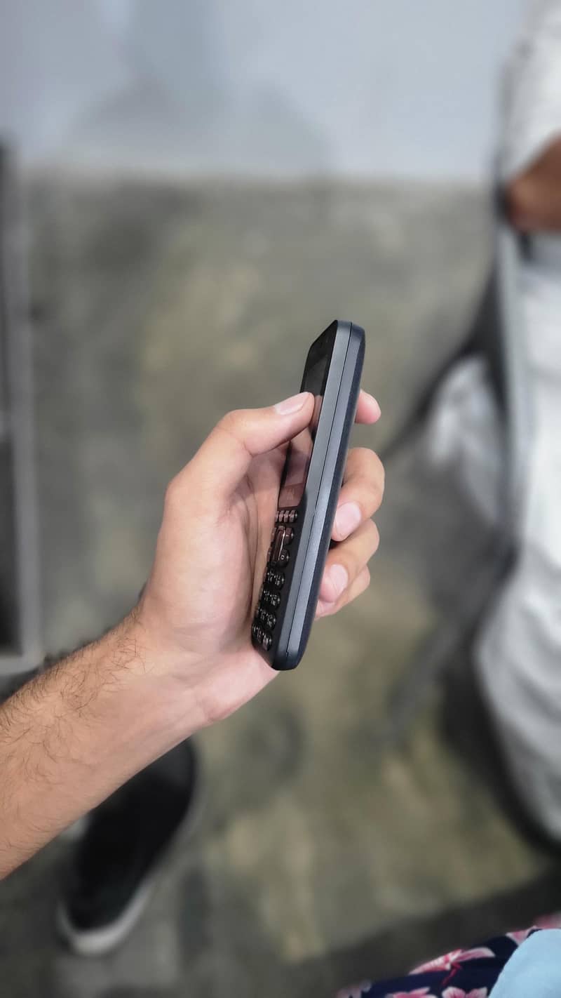 digit E2 pro new mobile 0