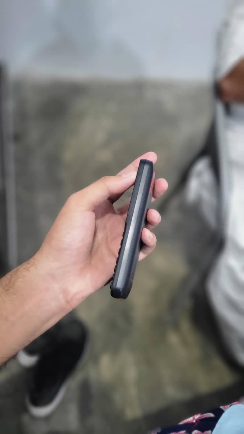 digit E2 pro new mobile 3