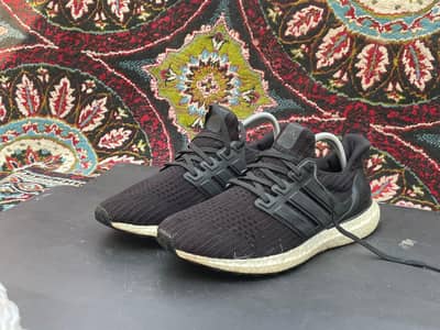 Represented bt rekix Adidas Ultraboost 4.0