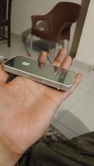 iphone 4s pta approved 10.10 diamonds casing