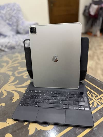 iPad Pro m2 512gb 12.9 6th generation cellular