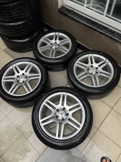 17 inch Mercedes amg rims with tyres
