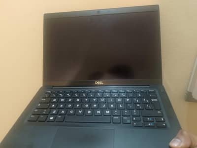 Dell Laptop With Touch screen i5 8th gen  16 512 ssd
